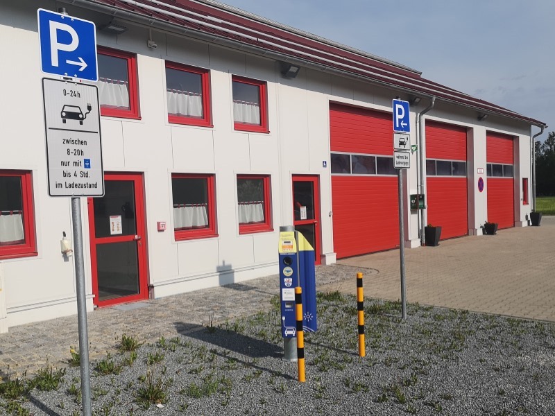 Volkmannsdorferau - Feuerwehr - DE-BLN-E-85356007 und DE-BLN-E-85356008 - Bürger-Ladenetz